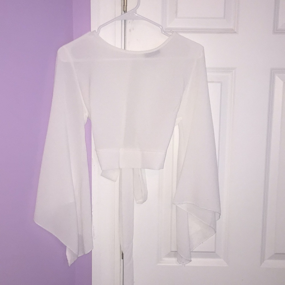 Boohoo Flowy Open-back Crop Top